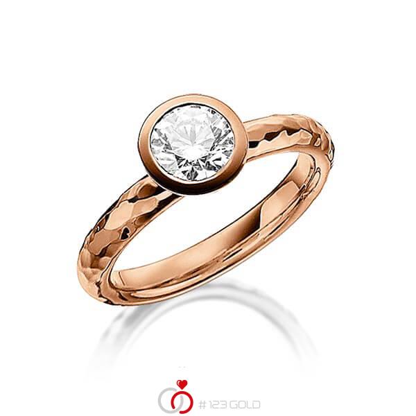 klassischer Trauring/Ehering in Rotgold 585 gehämmert Struktur mit 1 ct. Brillant r, if von acredo - A-1250-4 klassischer Trauring/Ehering in Rotgold 585 gehämmert Struktur mit 1 ct. Brillant r, if von acredo - A-1250-4